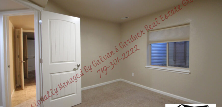 Gorgeous Ranch Townhome in Oakwood Village