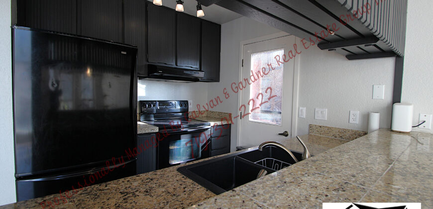Beautiful 2 Story home in Manitou Springs